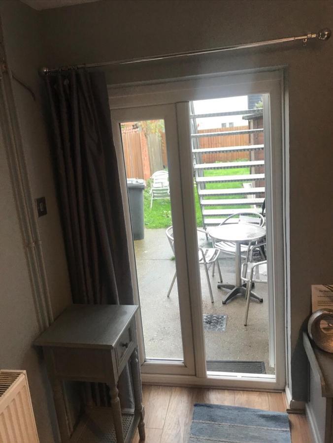 Private Double Room With Garden Ipswich Buitenkant foto